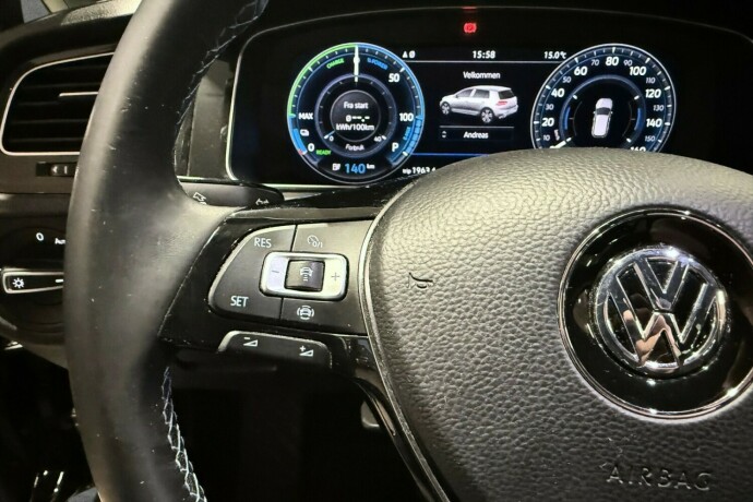 volkswagen-golf-elektrisitet-2019-big-19