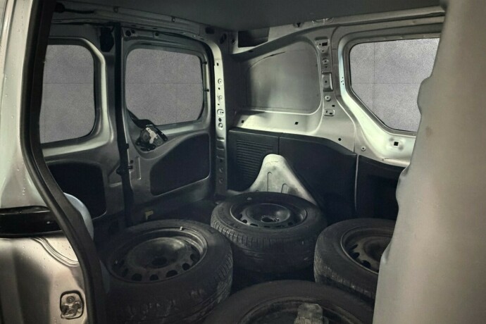 citroen-berlingo-diesel-2018-big-20