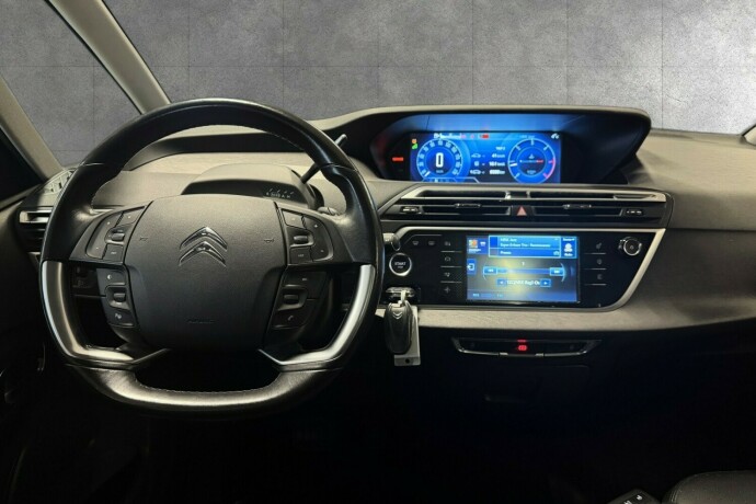 citroen-c4-picasso-diesel-2015-big-20