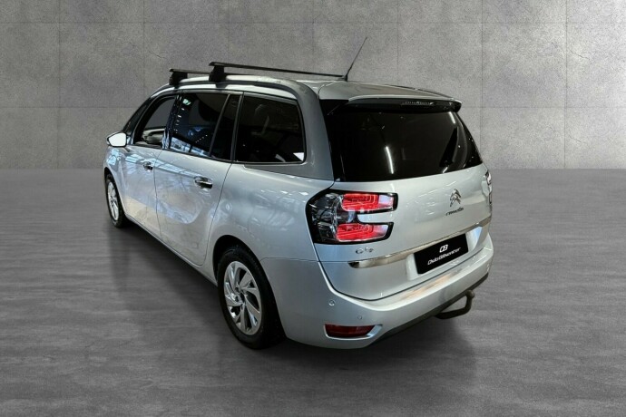 citroen-c4-picasso-diesel-2015-big-3