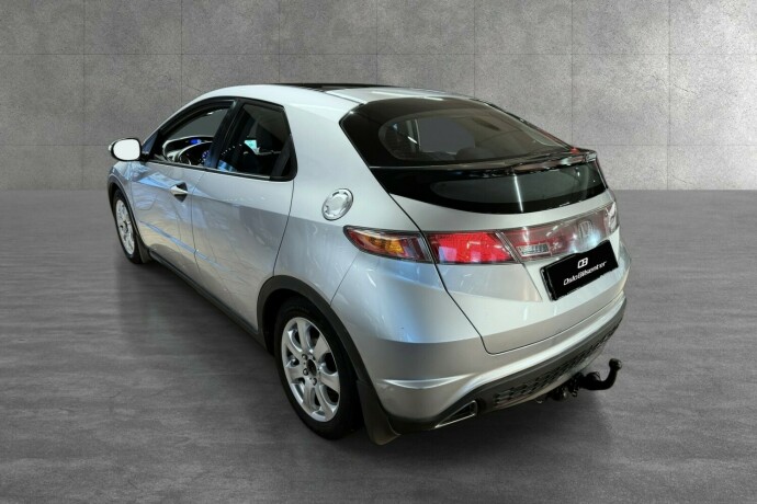 honda-civic-bensin-2007-big-3