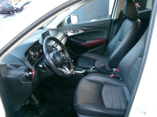 mazda-cx-3-bensin-2018-big-8