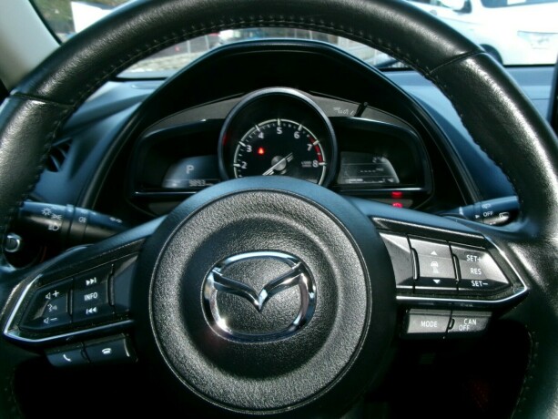 mazda-cx-3-bensin-2018-big-16