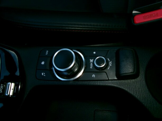 mazda-cx-3-bensin-2018-big-15