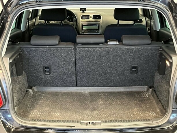 volkswagen-polo-diesel-2011-big-28