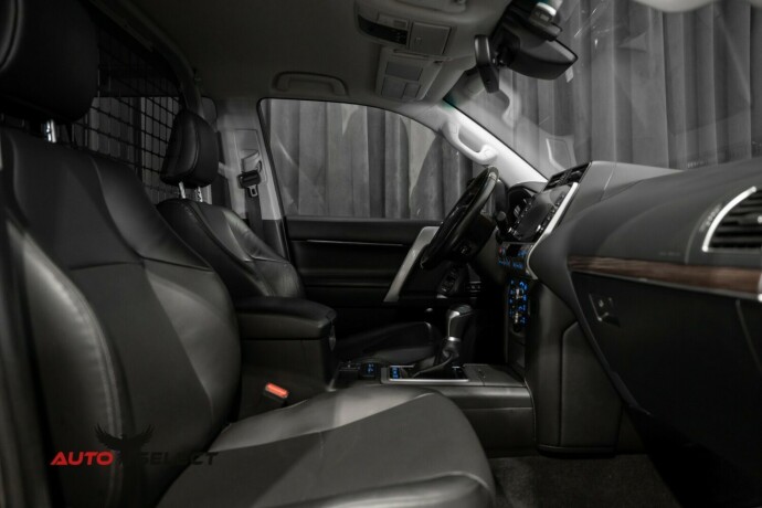 toyota-land-cruiser-diesel-2022-big-21