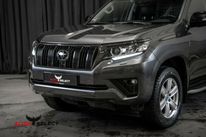 toyota-land-cruiser-diesel-2022-big-6