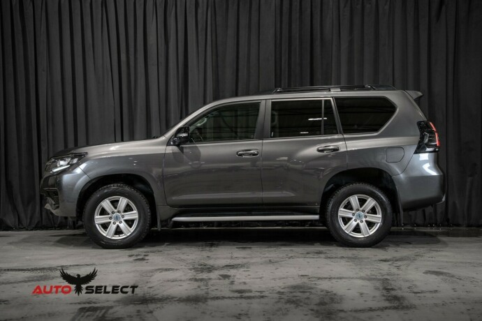 toyota-land-cruiser-diesel-2022-big-7