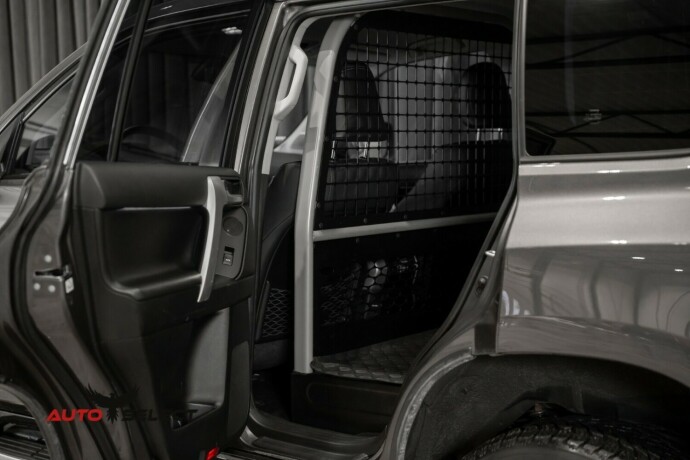 toyota-land-cruiser-diesel-2022-big-17