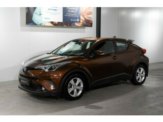 Toyota | C-HR | Elektrisitet+bensin | 2018