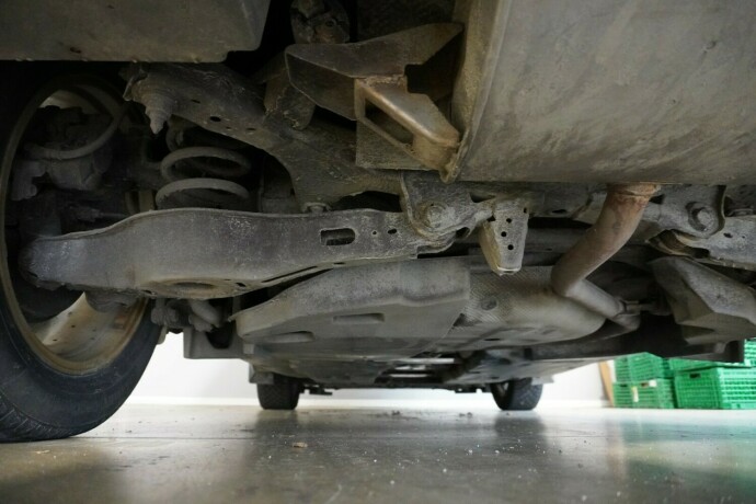 toyota-c-hr-elektrisitetbensin-2018-big-17