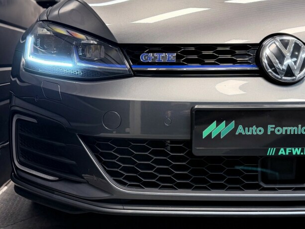 volkswagen-golf-elektrisitetbensin-2018-big-27