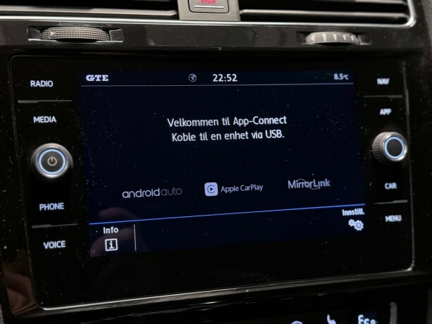 volkswagen-golf-elektrisitetbensin-2018-big-25