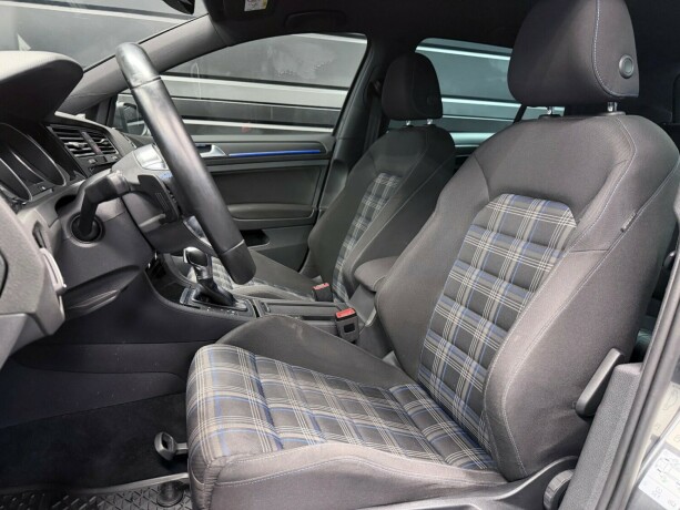 volkswagen-golf-elektrisitetbensin-2018-big-11