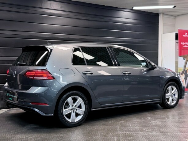 volkswagen-golf-elektrisitetbensin-2018-big-7