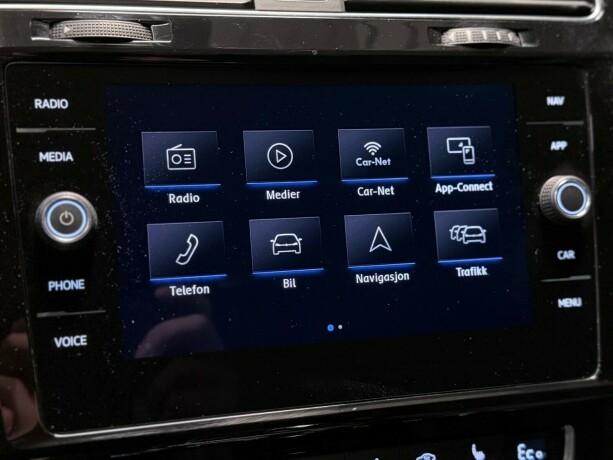 volkswagen-golf-elektrisitetbensin-2018-big-23