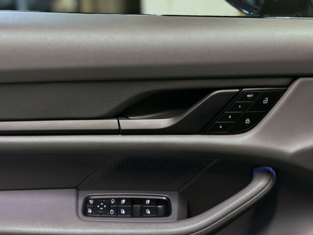 porsche-taycan-cross-turismo-elektrisitet-2022-big-29