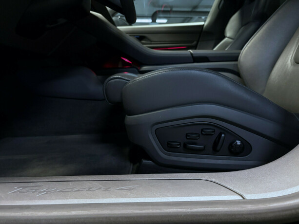 porsche-taycan-cross-turismo-elektrisitet-2022-big-26