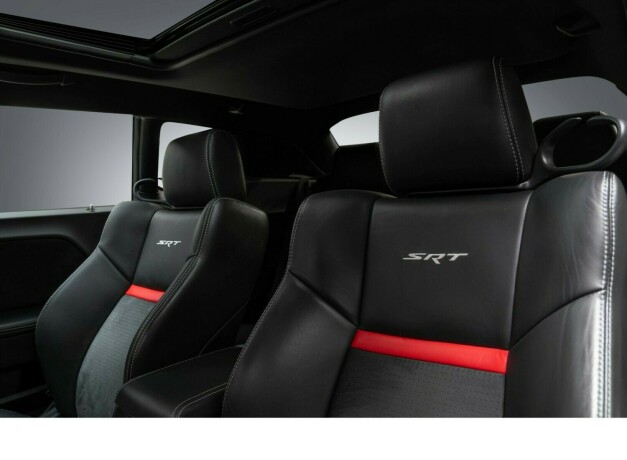 dodge-challenger-bensin-2009-big-23