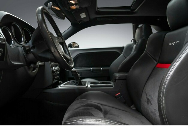 dodge-challenger-bensin-2009-big-22