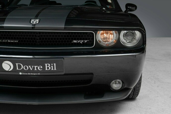 dodge-challenger-bensin-2009-big-4