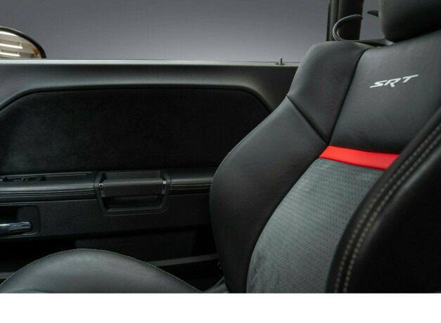 dodge-challenger-bensin-2009-big-28