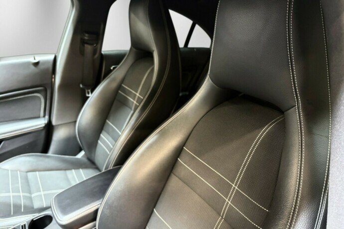 mercedes-benz-cla-bensin-2014-big-16