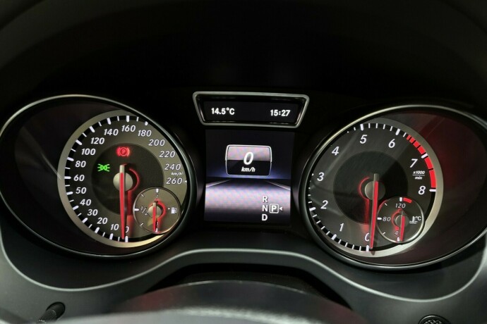 mercedes-benz-cla-bensin-2014-big-22