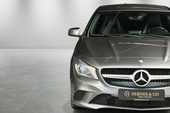 mercedes-benz-cla-bensin-2014-big-5