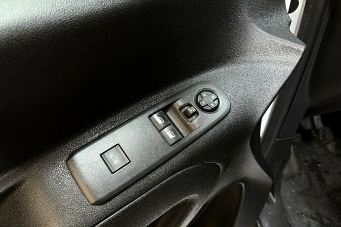 citroen-berlingo-diesel-2020-big-19