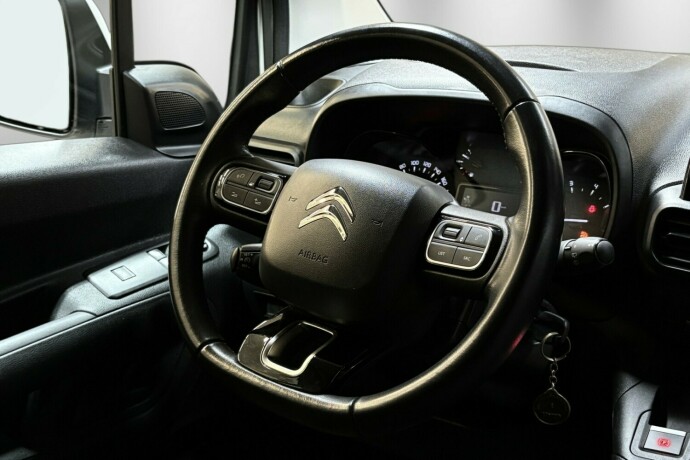 citroen-berlingo-diesel-2020-big-15