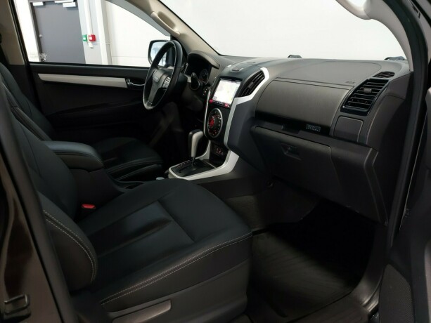 isuzu-d-max-diesel-2019-big-19