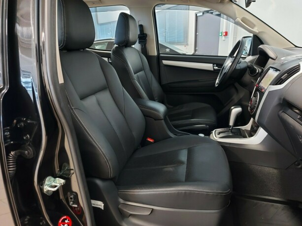 isuzu-d-max-diesel-2019-big-20