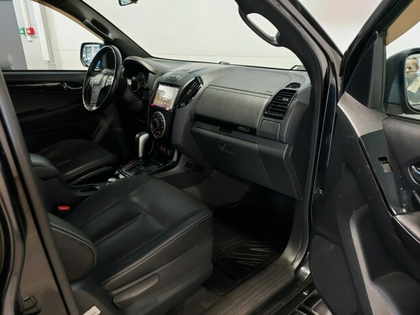 isuzu-d-max-diesel-2018-big-21