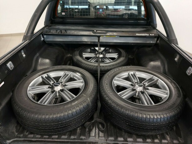 isuzu-d-max-diesel-2018-big-26