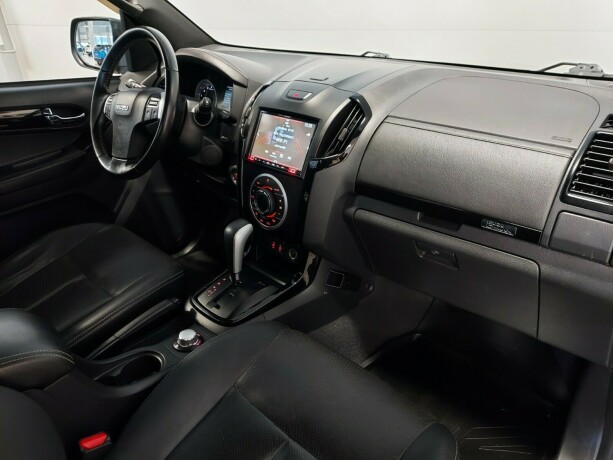 isuzu-d-max-diesel-2018-big-23