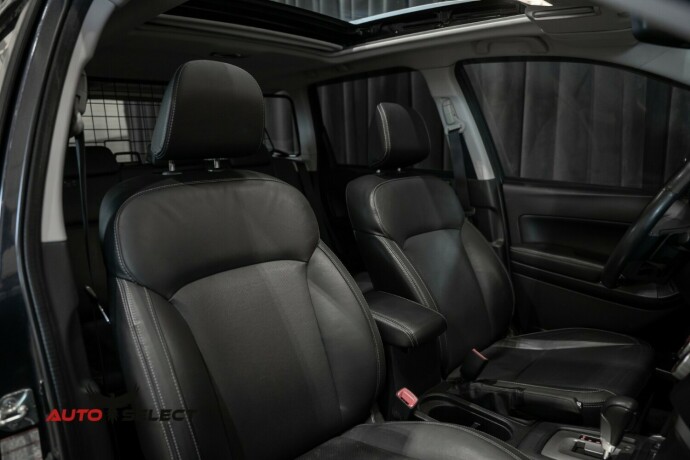 subaru-forester-bensin-2016-big-19