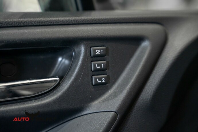 subaru-forester-bensin-2016-big-21