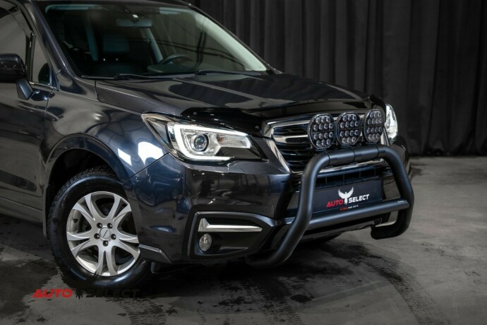 subaru-forester-bensin-2016-big-1