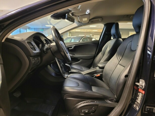 volvo-v40-bensin-2016-big-20