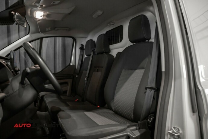 ford-transit-custom-diesel-2023-big-21