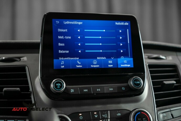 ford-transit-custom-diesel-2023-big-36