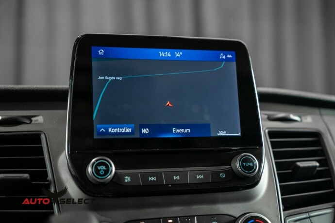 ford-transit-custom-diesel-2023-big-31