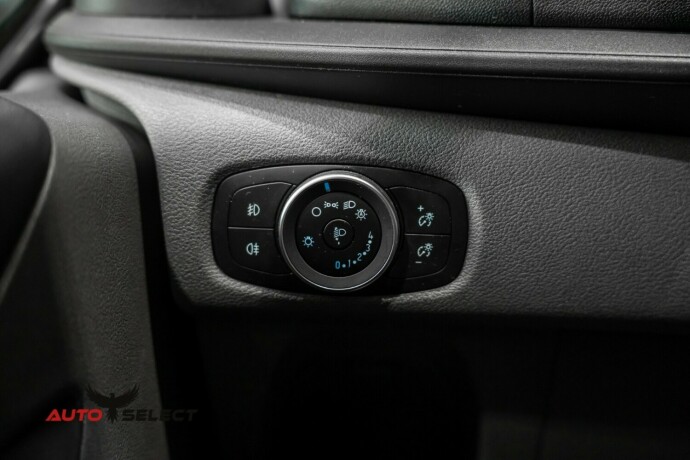 ford-transit-custom-diesel-2023-big-23