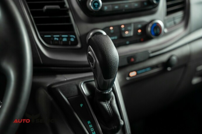 ford-transit-custom-diesel-2023-big-29