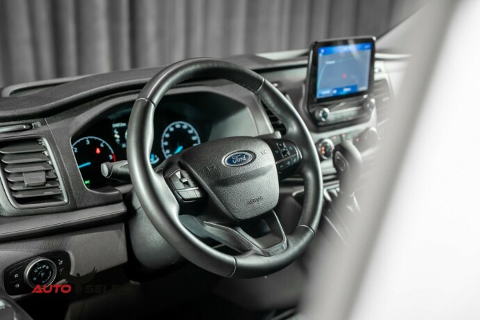 ford-transit-custom-diesel-2023-big-22