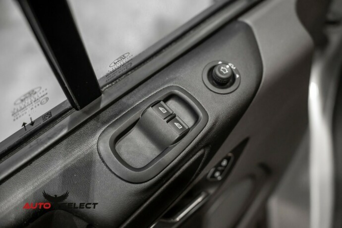 ford-transit-custom-diesel-2023-big-20