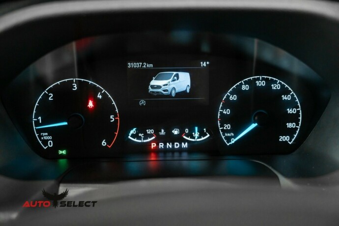 ford-transit-custom-diesel-2023-big-25