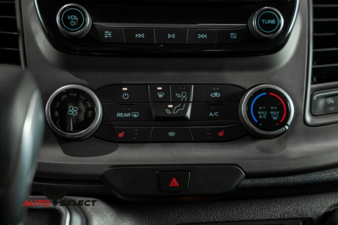 ford-transit-custom-diesel-2023-big-27