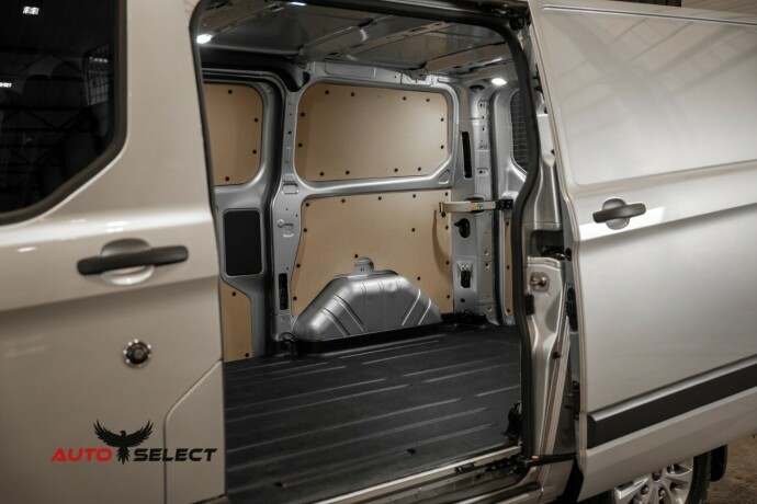 ford-transit-custom-diesel-2023-big-8